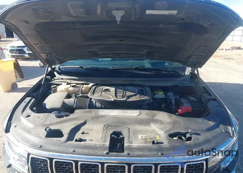 2024 Jeep Wagoneer Series Iii 4X4 z USA, uszkodzony, nr VIN 1C4SJVDP5RS171077